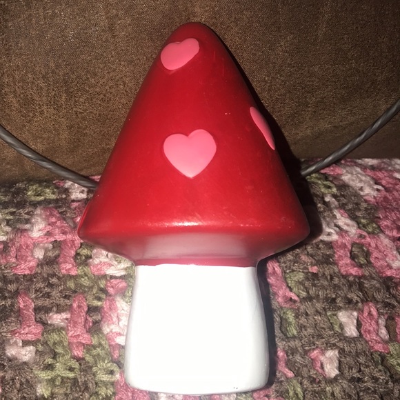 NEW-Target Bullseye Playground 2022 Valentine's Day Gnome Set - Picture 4 of 5